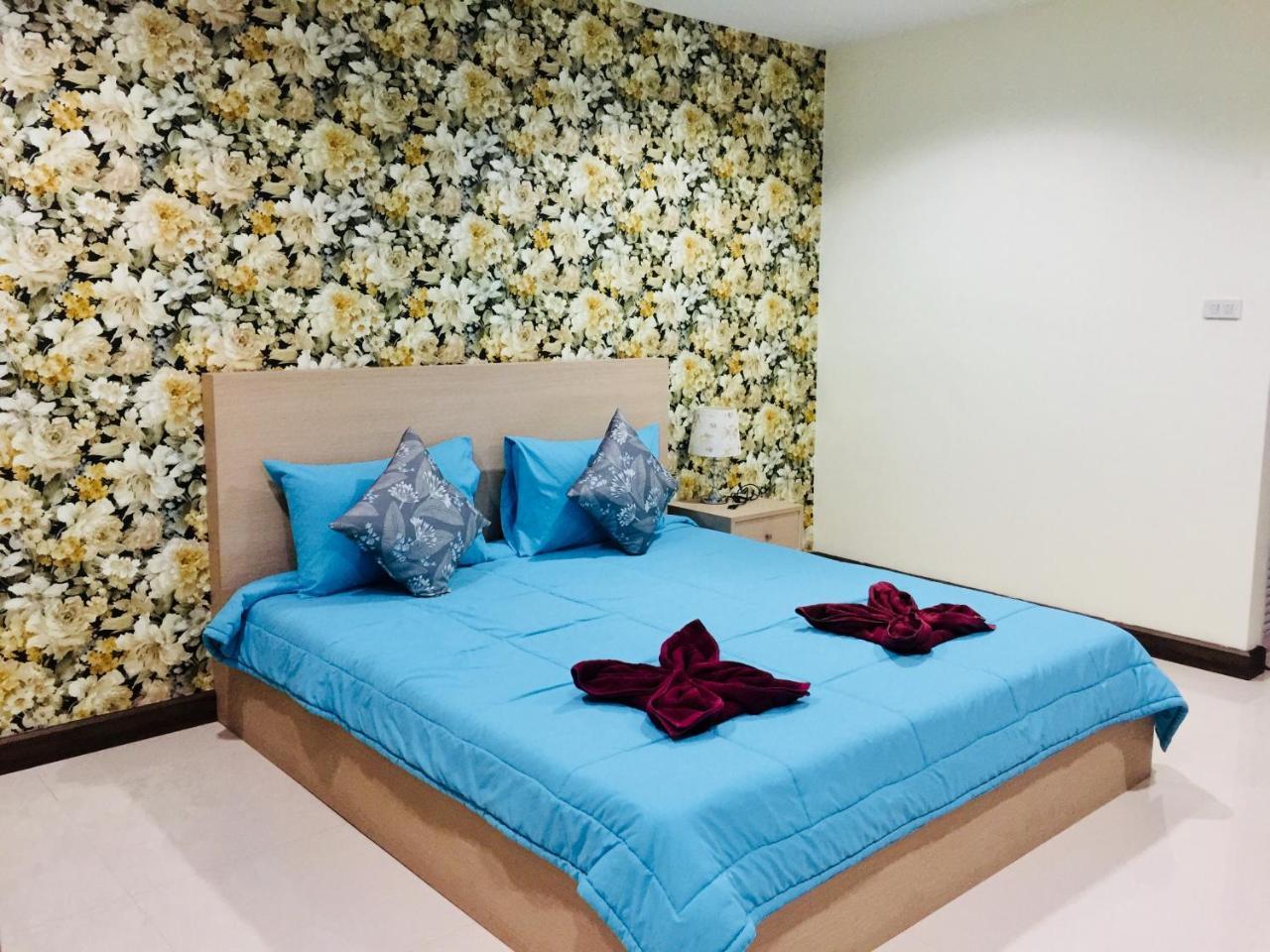 Thani Residence Чонбури Экстерьер фото